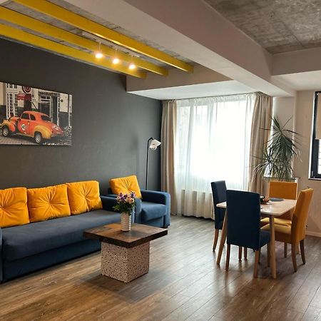 Teodoroiu Nr. 5 Aparthotel Крайова Екстериор снимка