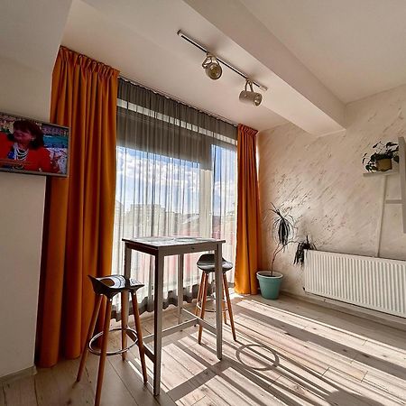 Teodoroiu Nr. 5 Aparthotel Крайова Екстериор снимка