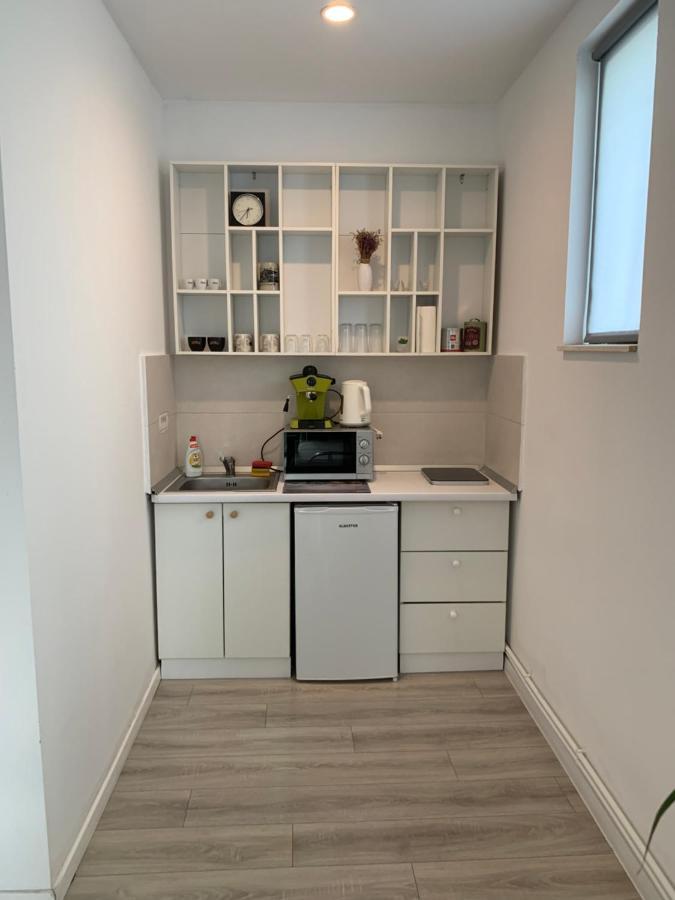Teodoroiu Nr. 5 Aparthotel Крайова Екстериор снимка