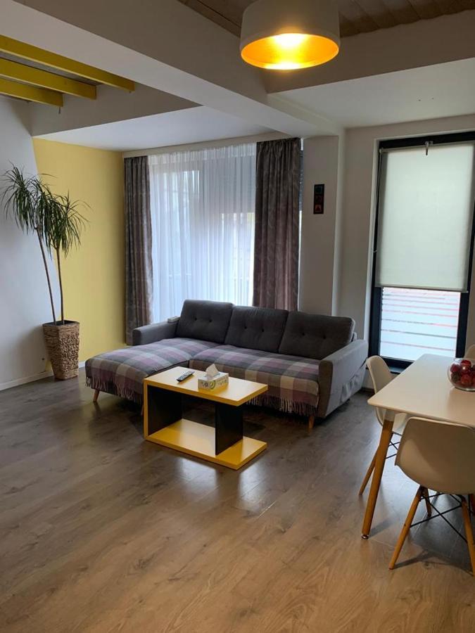 Teodoroiu Nr. 5 Aparthotel Крайова Екстериор снимка