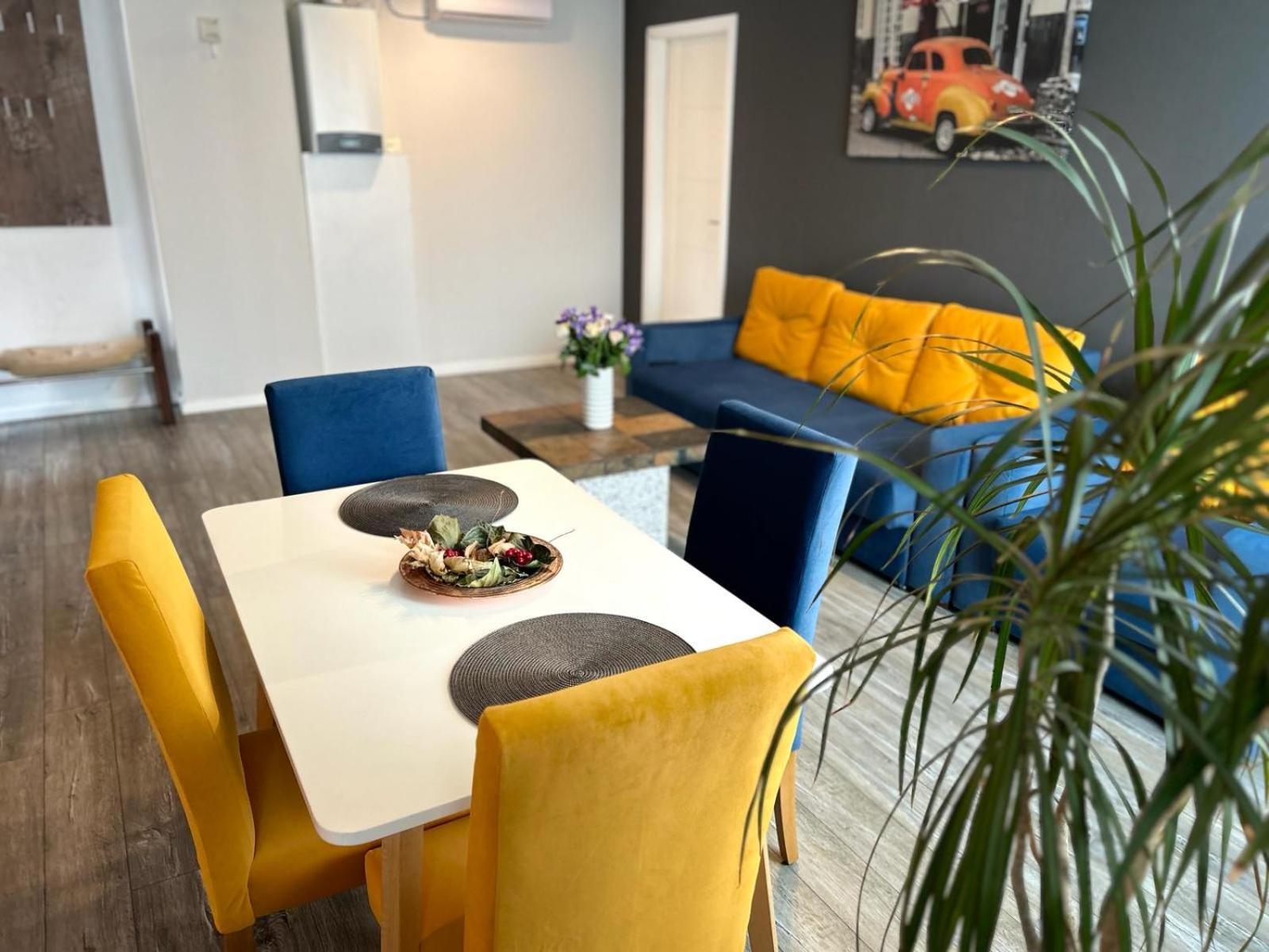 Teodoroiu Nr. 5 Aparthotel Крайова Екстериор снимка