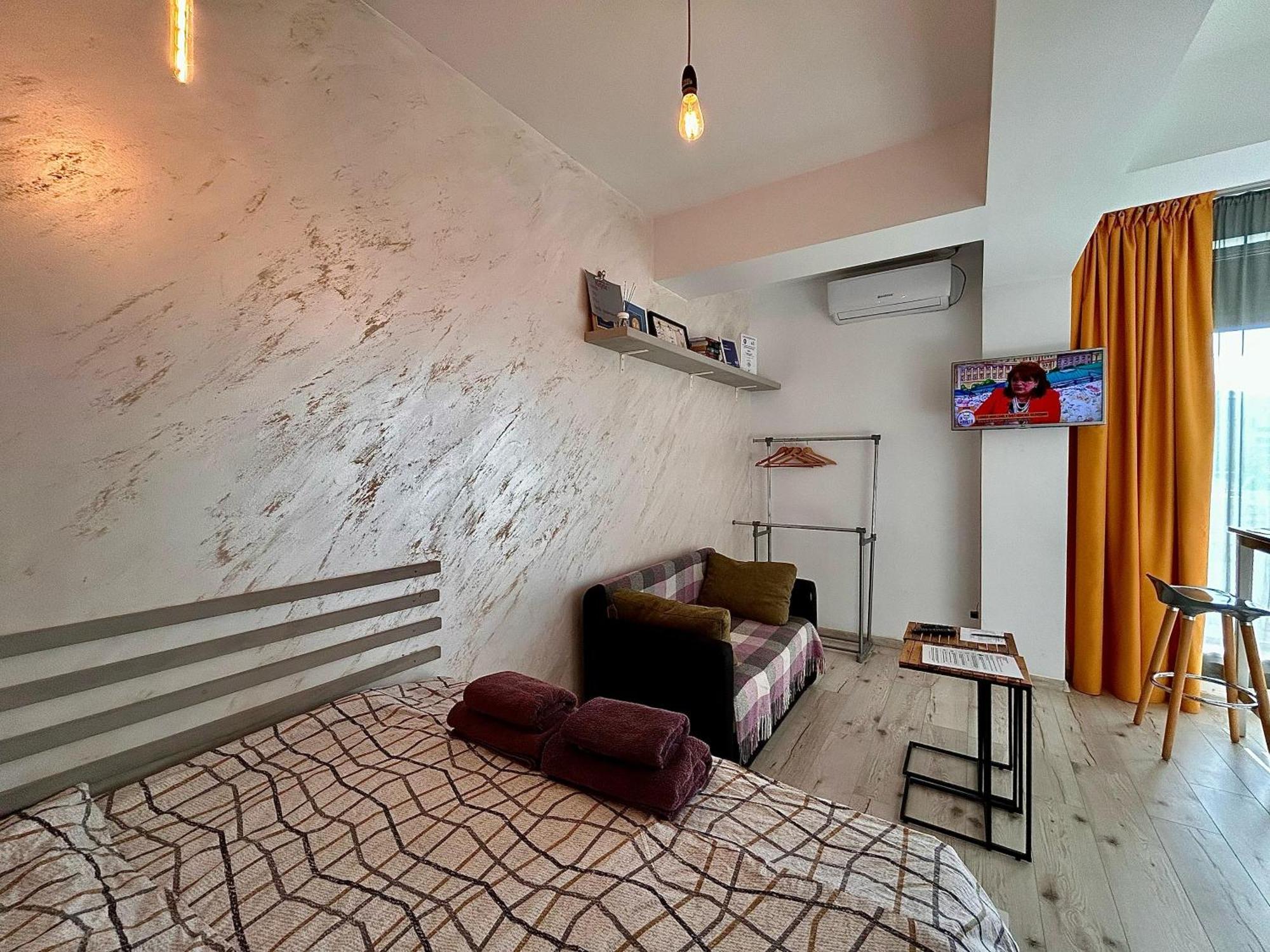 Teodoroiu Nr. 5 Aparthotel Крайова Екстериор снимка