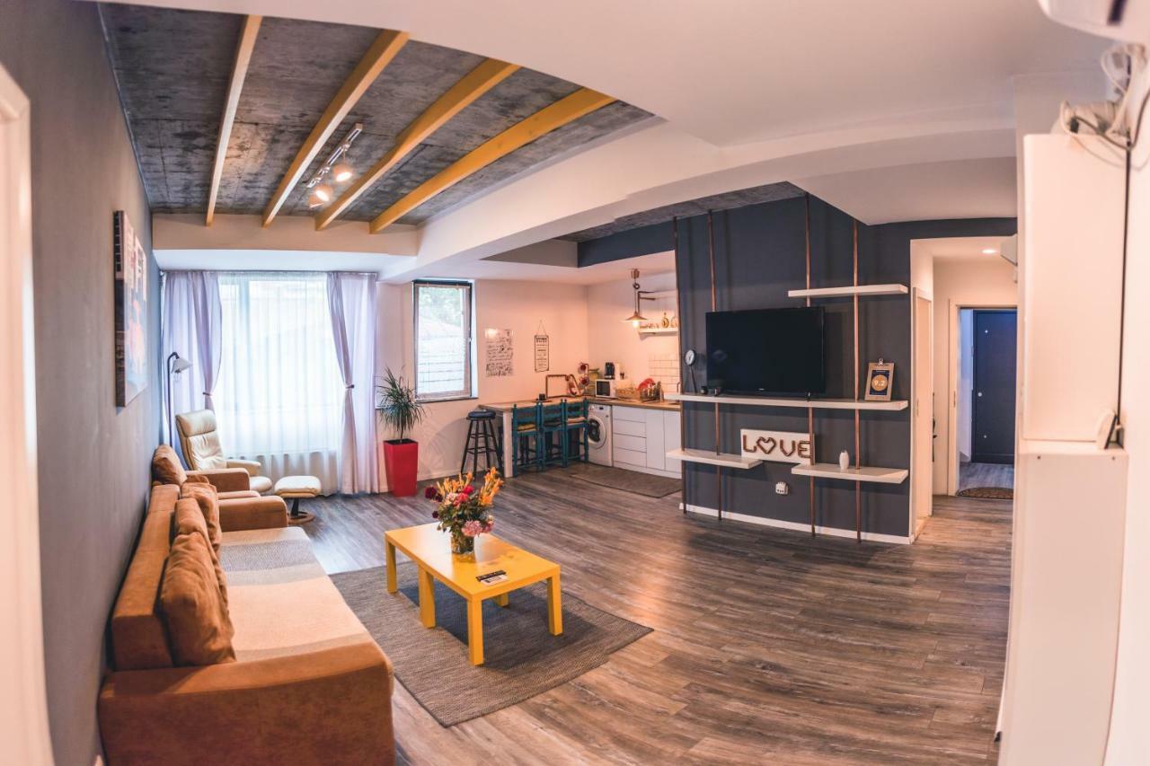 Teodoroiu Nr. 5 Aparthotel Крайова Екстериор снимка